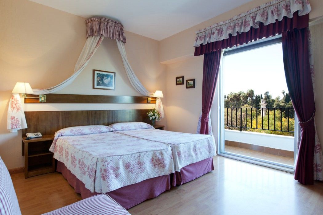 Alcázar Hotel