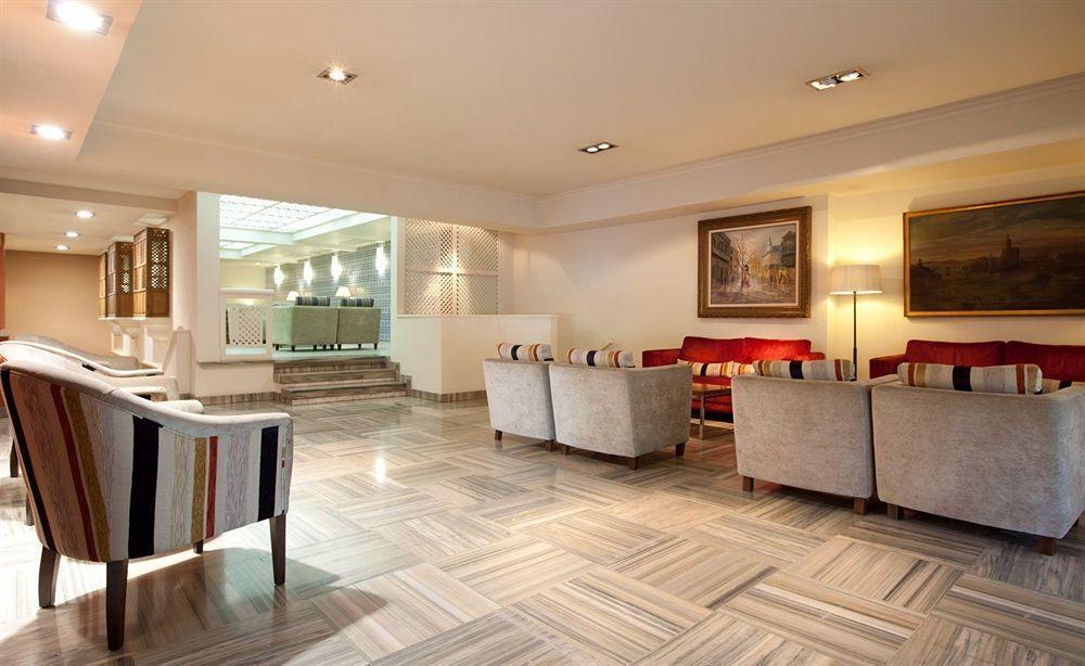 Alcazar 3* Sewilla